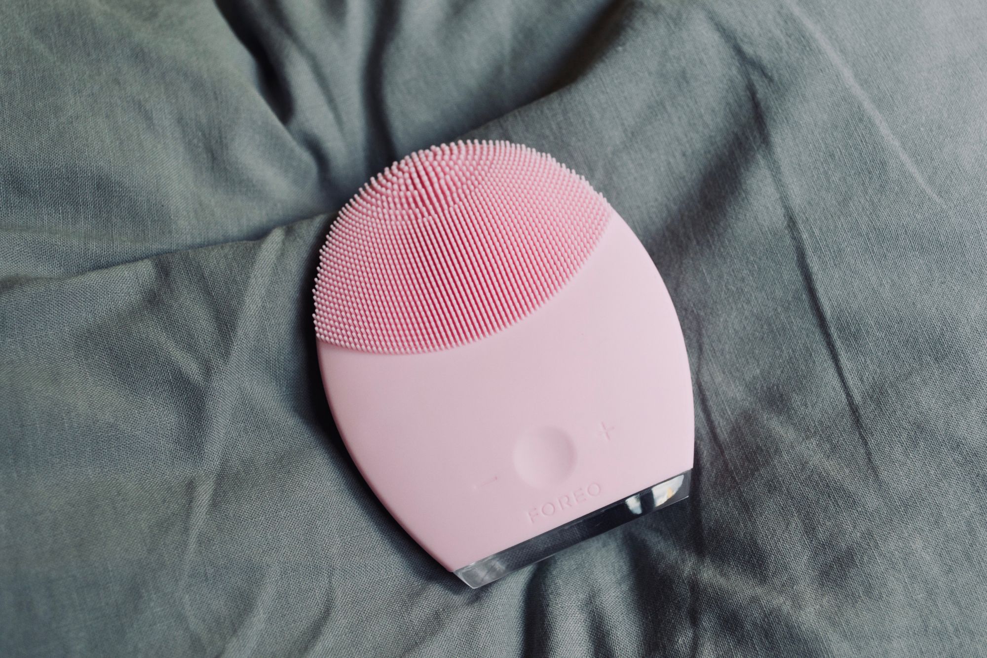 FOREO LUNA 2 Face Cleansing Brush Review